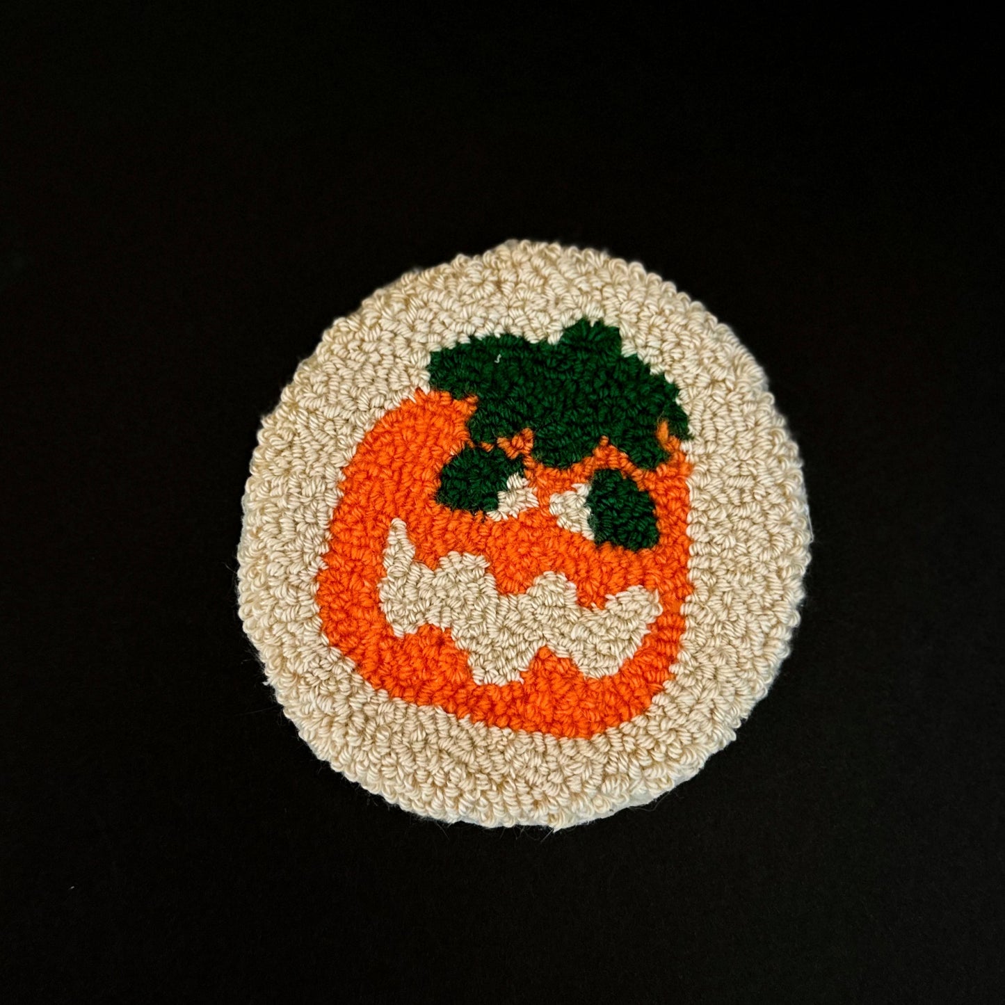 Boo-tiful Bites Pumpkin Mug Rug